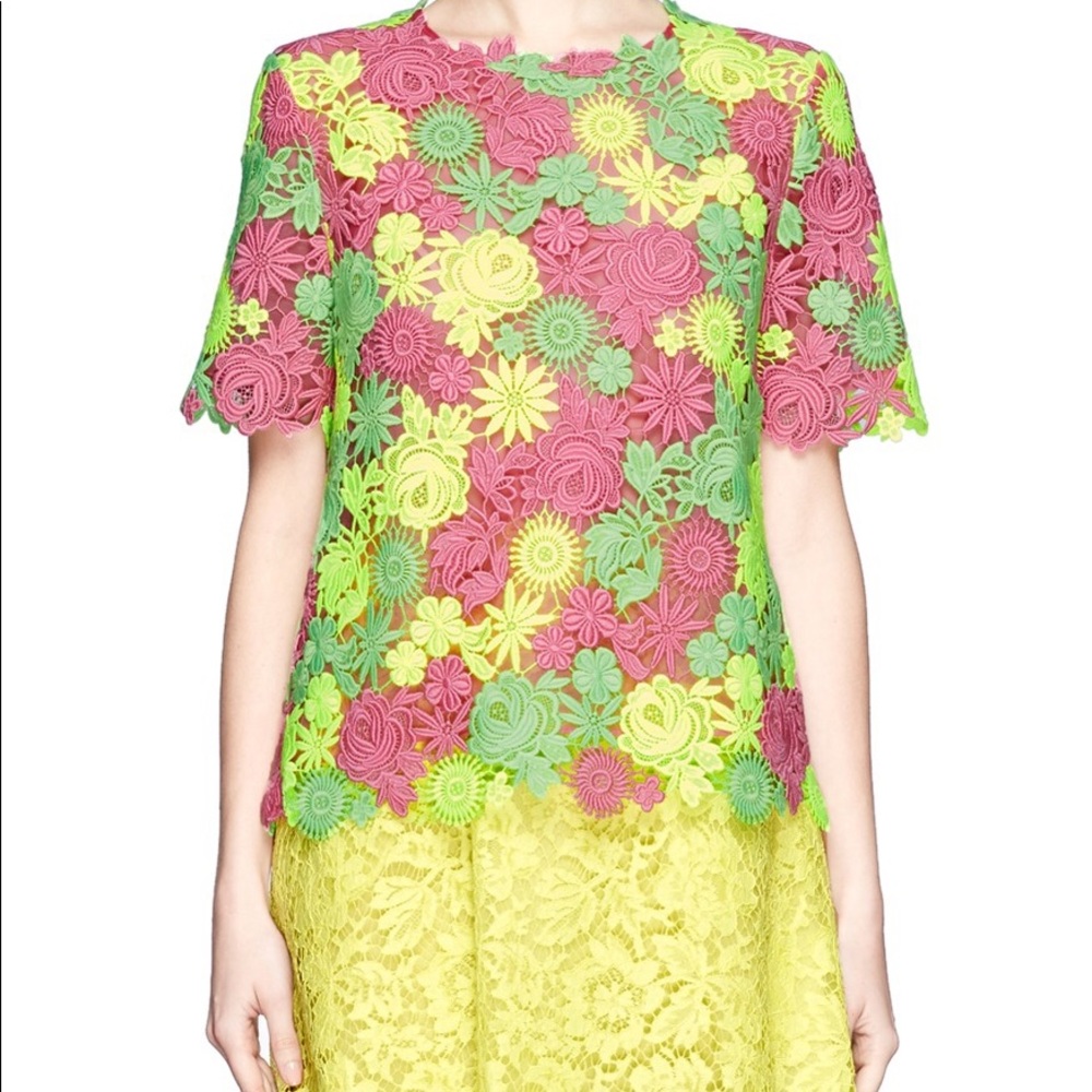 VALENTINO FLUO GUIPURE LACE TOP 🤩🤩🤩🤩🤩